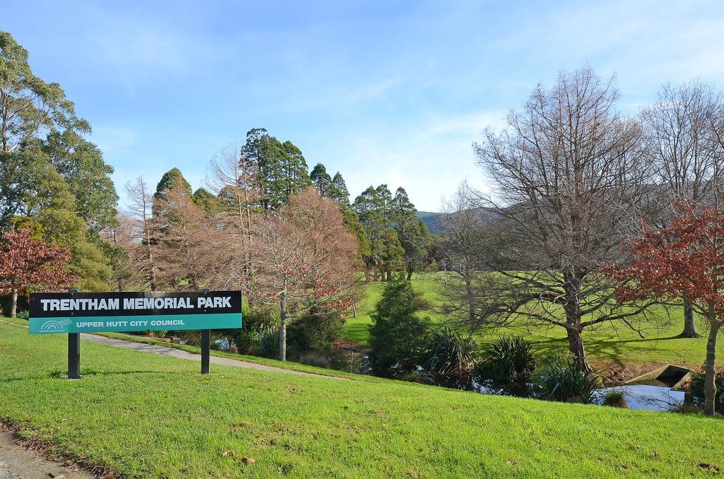 Trentham Motel Upper Hutt Eksteriør bilde